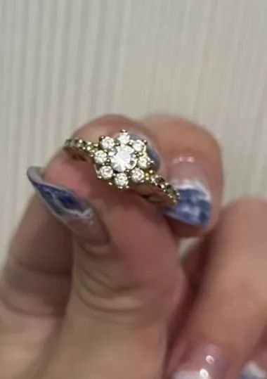 Anel Semi-Joia com Zirconias 