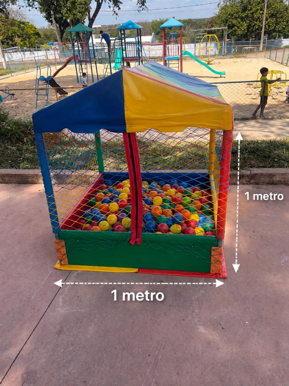 Aluguel de cama elástica e piscina de bolinhas   - Foto 3