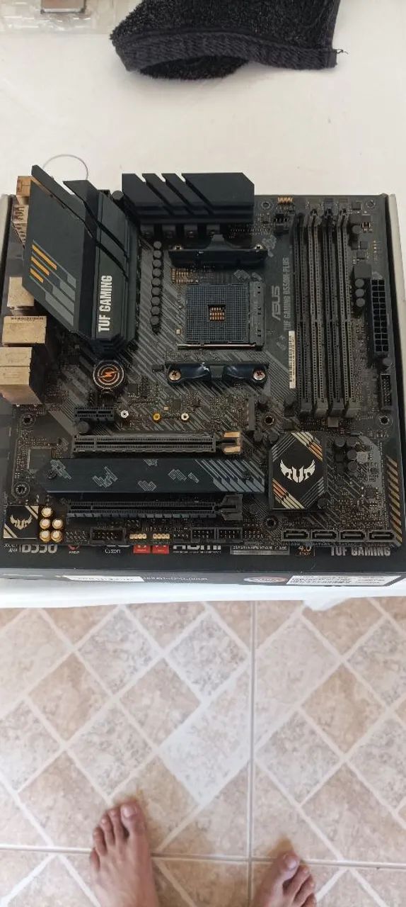 Placa Mãe Asus Tuf Gaming B550m plus - Foto 2