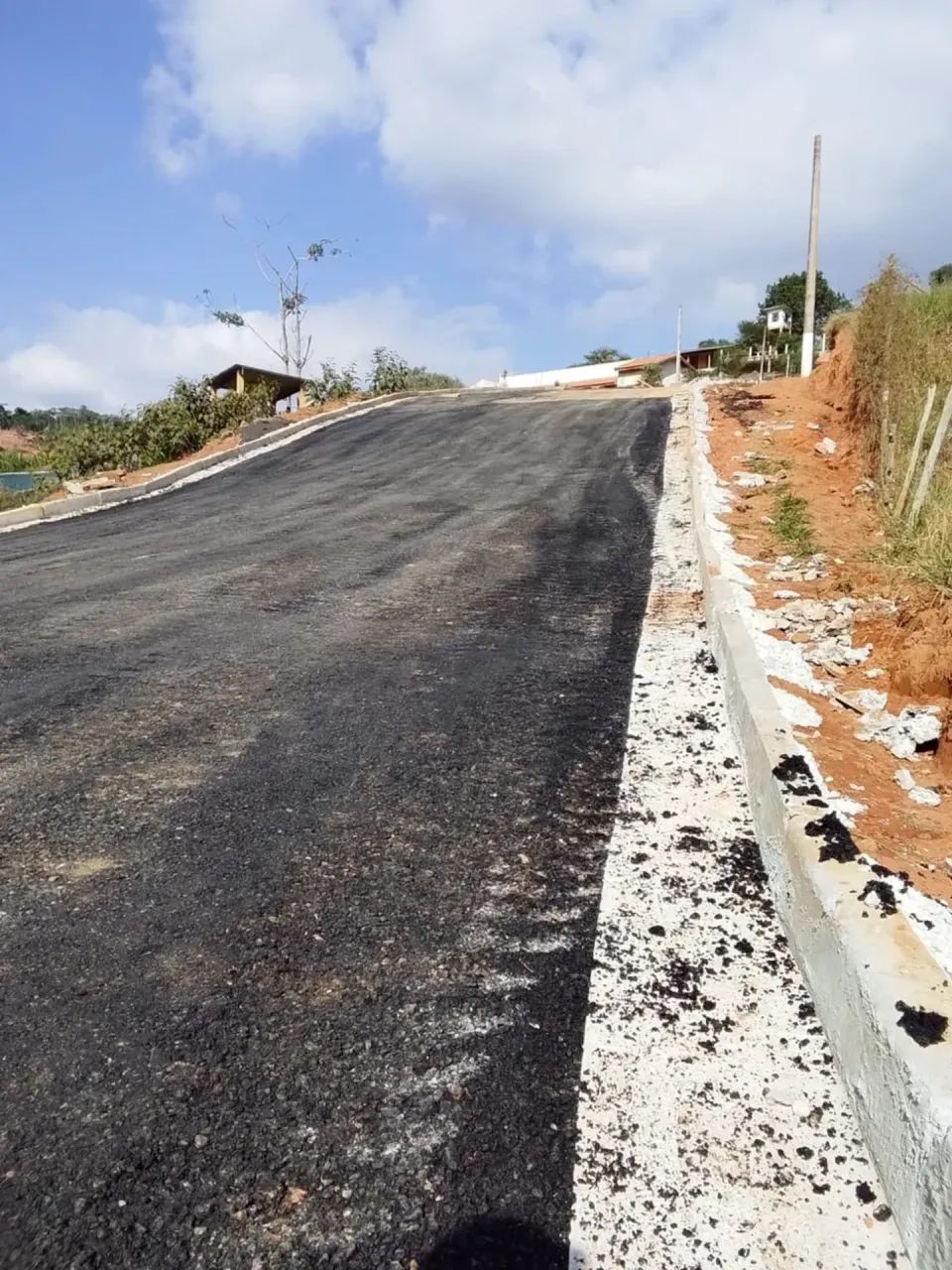 Terreno em Residencial com Ruas Asfaltadas - Foto 4