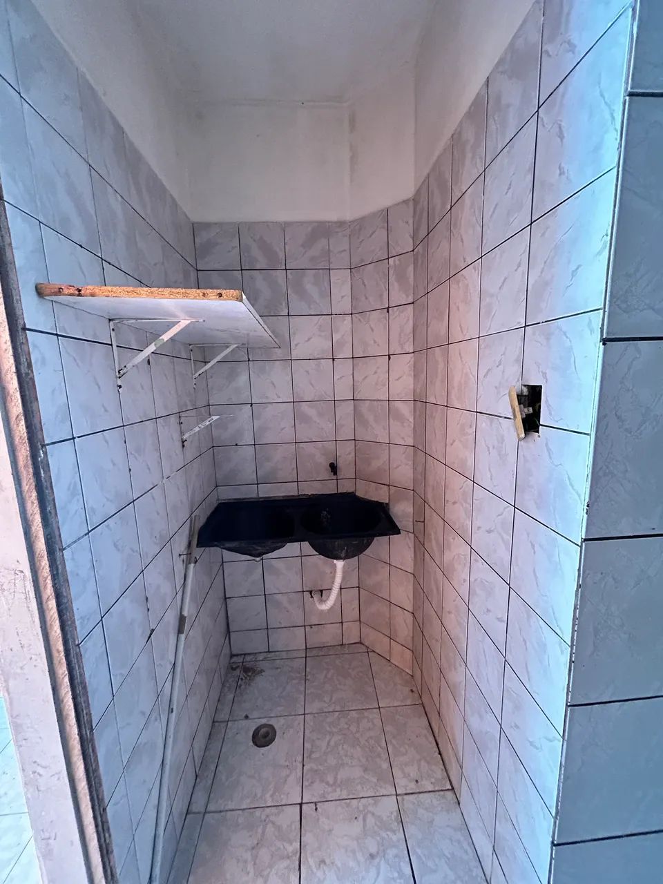 Vendo casa no bairro Coroa do Meio - Foto 4