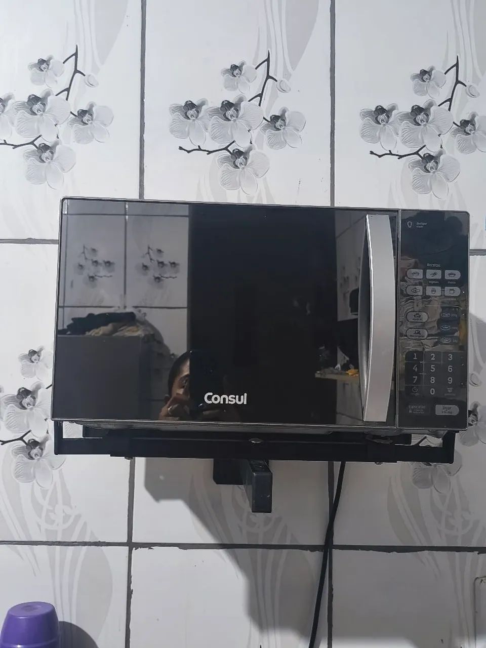 Microondas Consul com suporte 