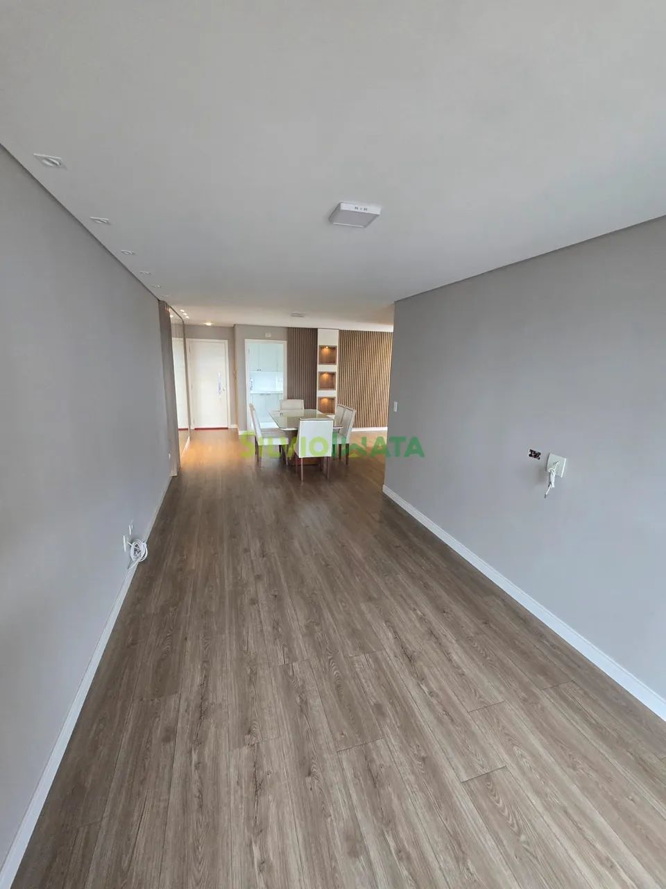 Apartamento à Venda no Edifício Gran Art | Zona 01 | 3 Quartos | 1 Suíte - Foto 4