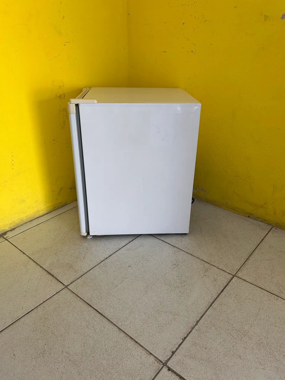 Frigobar 80 litros  - Foto 4
