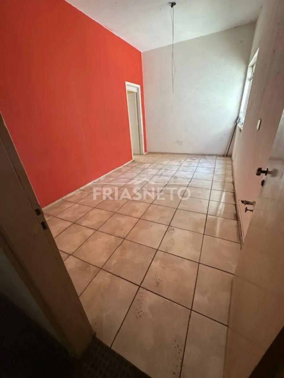 Salas para locação ao lado do terminal de ônibus e próxima a principal rua de comercio da  - Foto 5