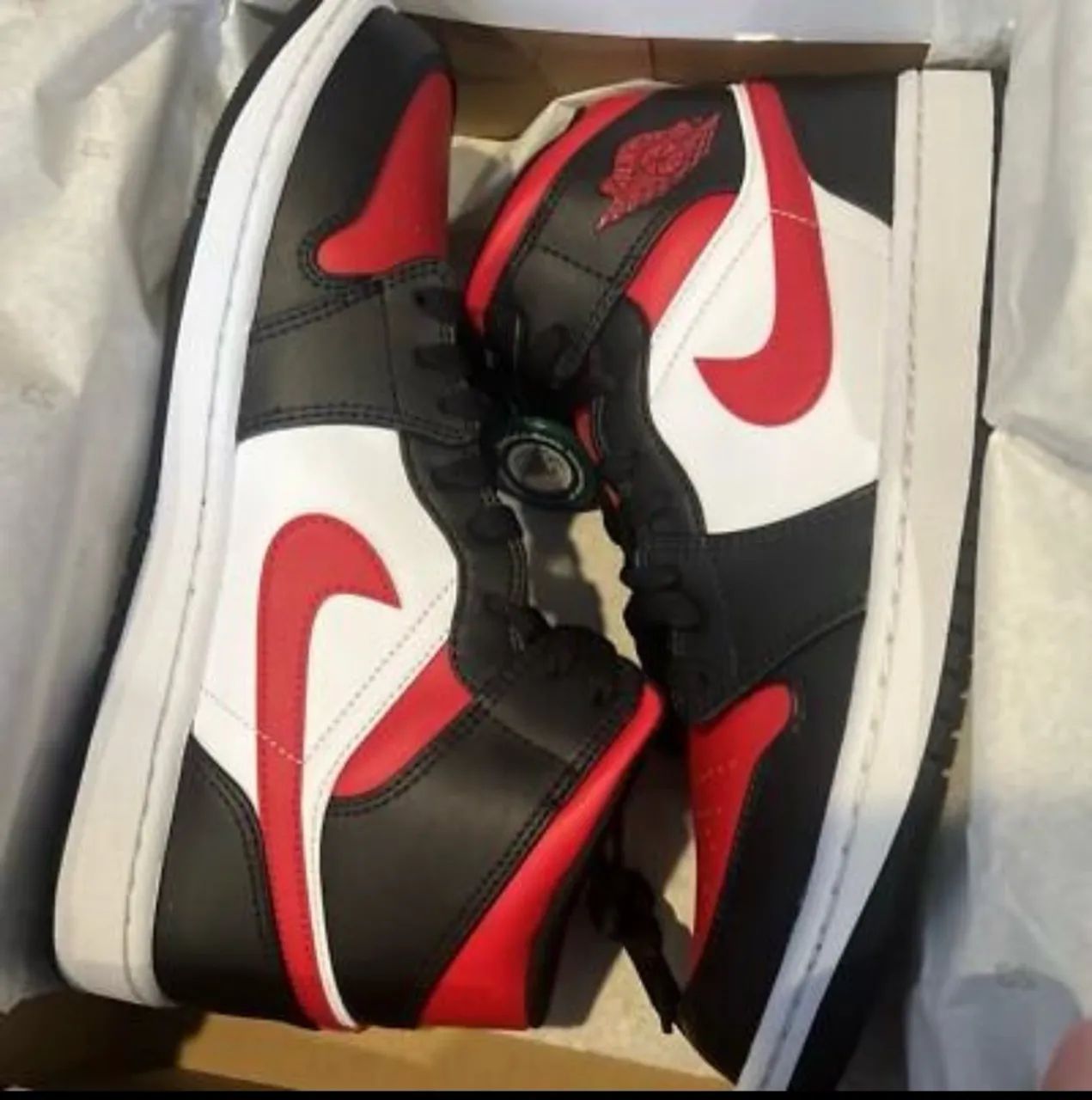 AIR JORDAN 