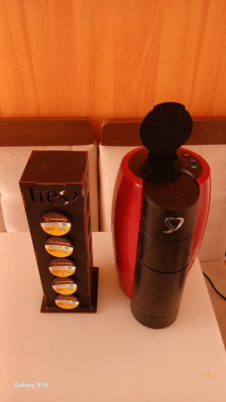 Cafeteira capsulas 3 corações  - Foto 2
