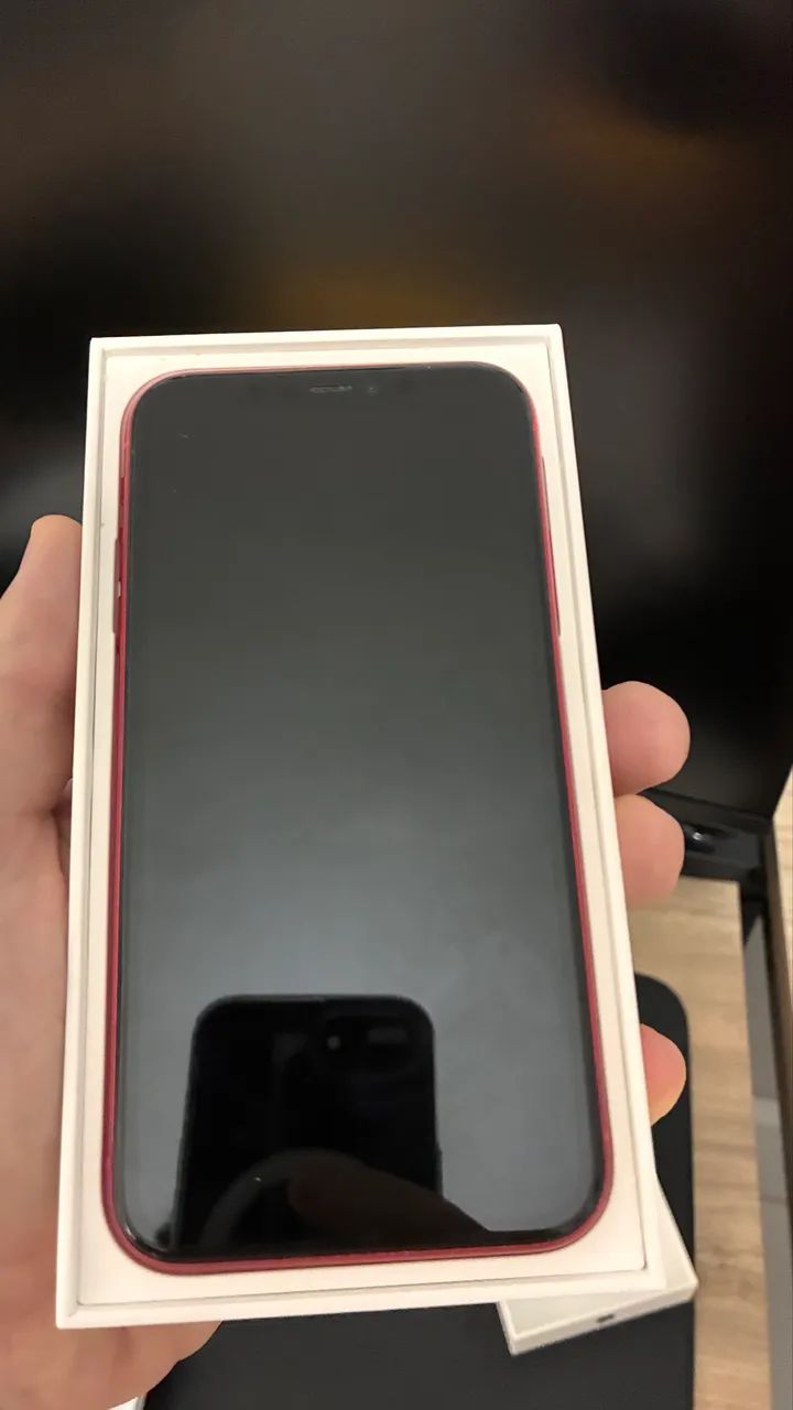 IPHONE 11 Product Red 64GB - Celulares e Smartphones - Bairro Novo