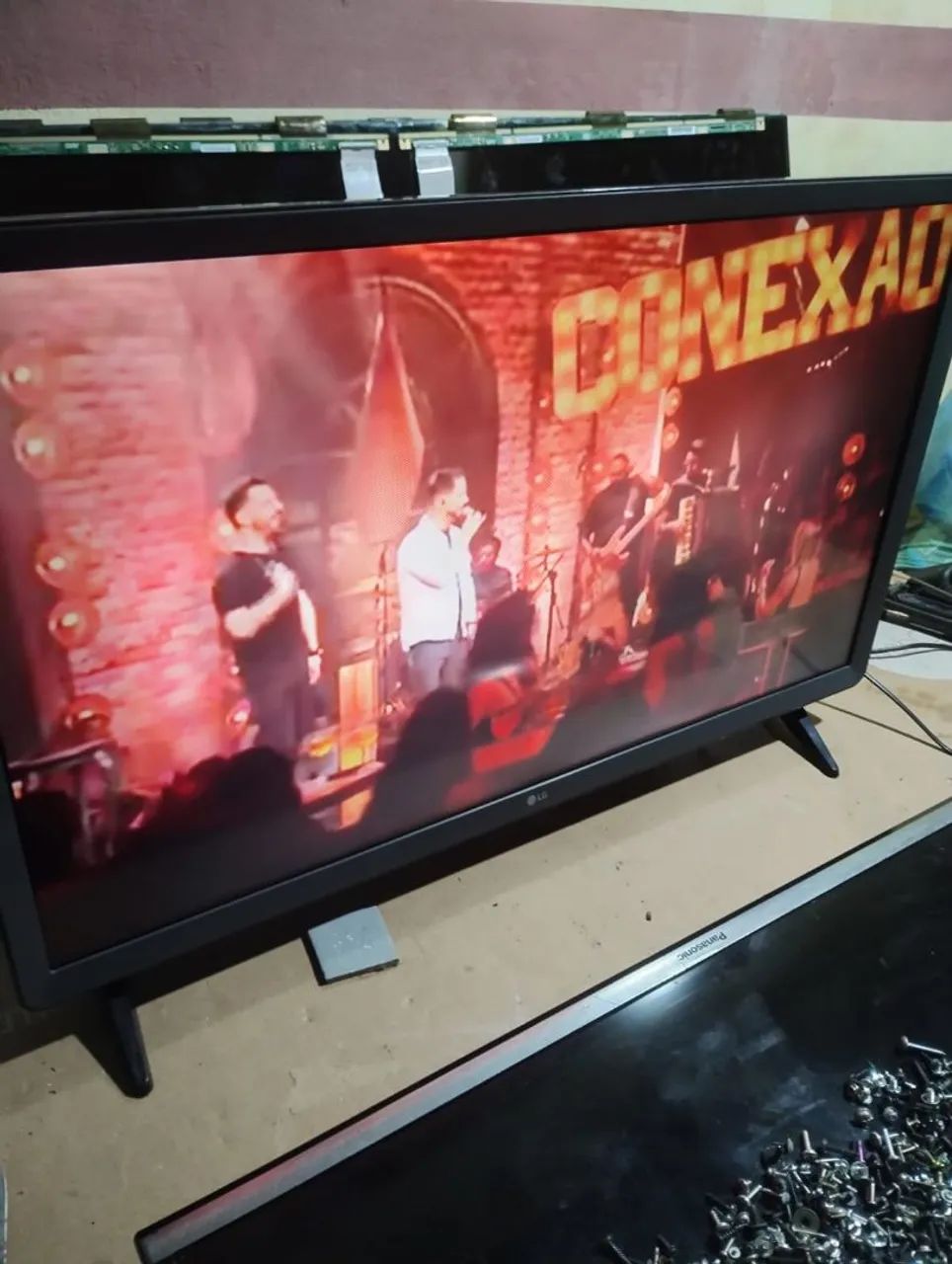 Vendo televisão 32 polegadas LG Smart - Foto 5