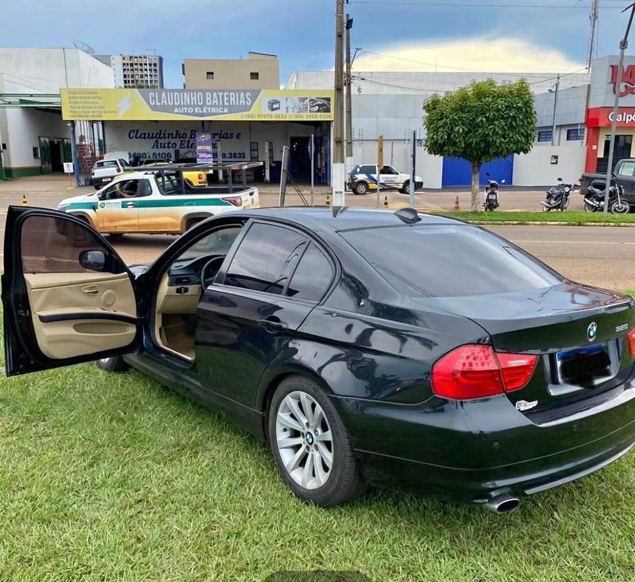 BMW 320I A 2011 - Foto 2
