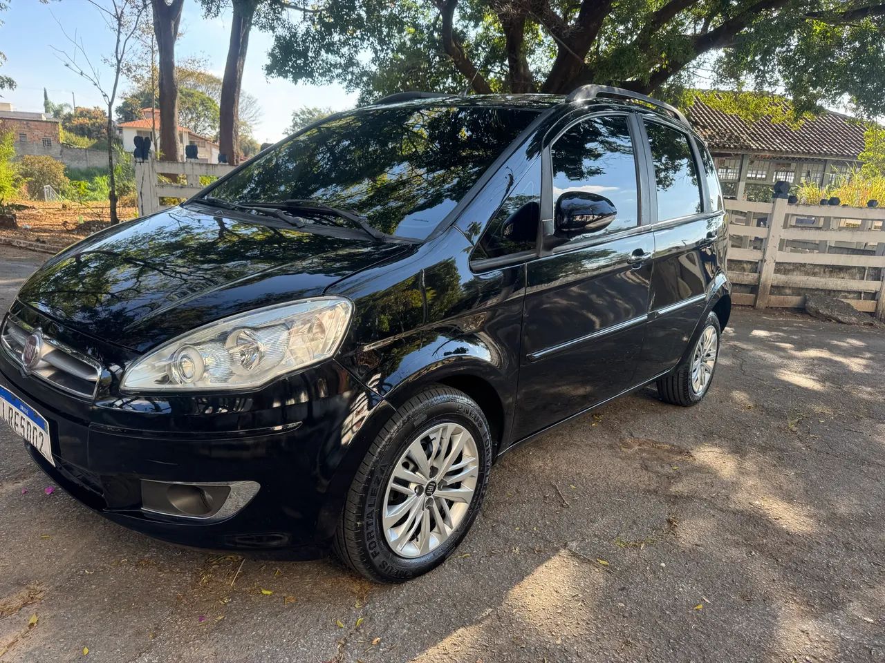 Fiat Idea Idea ATTRACTIVE 1.4 Fire Flex 8V 5p 2014
