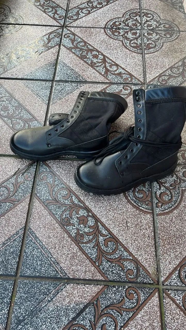 Coturno Preto - Foto 2