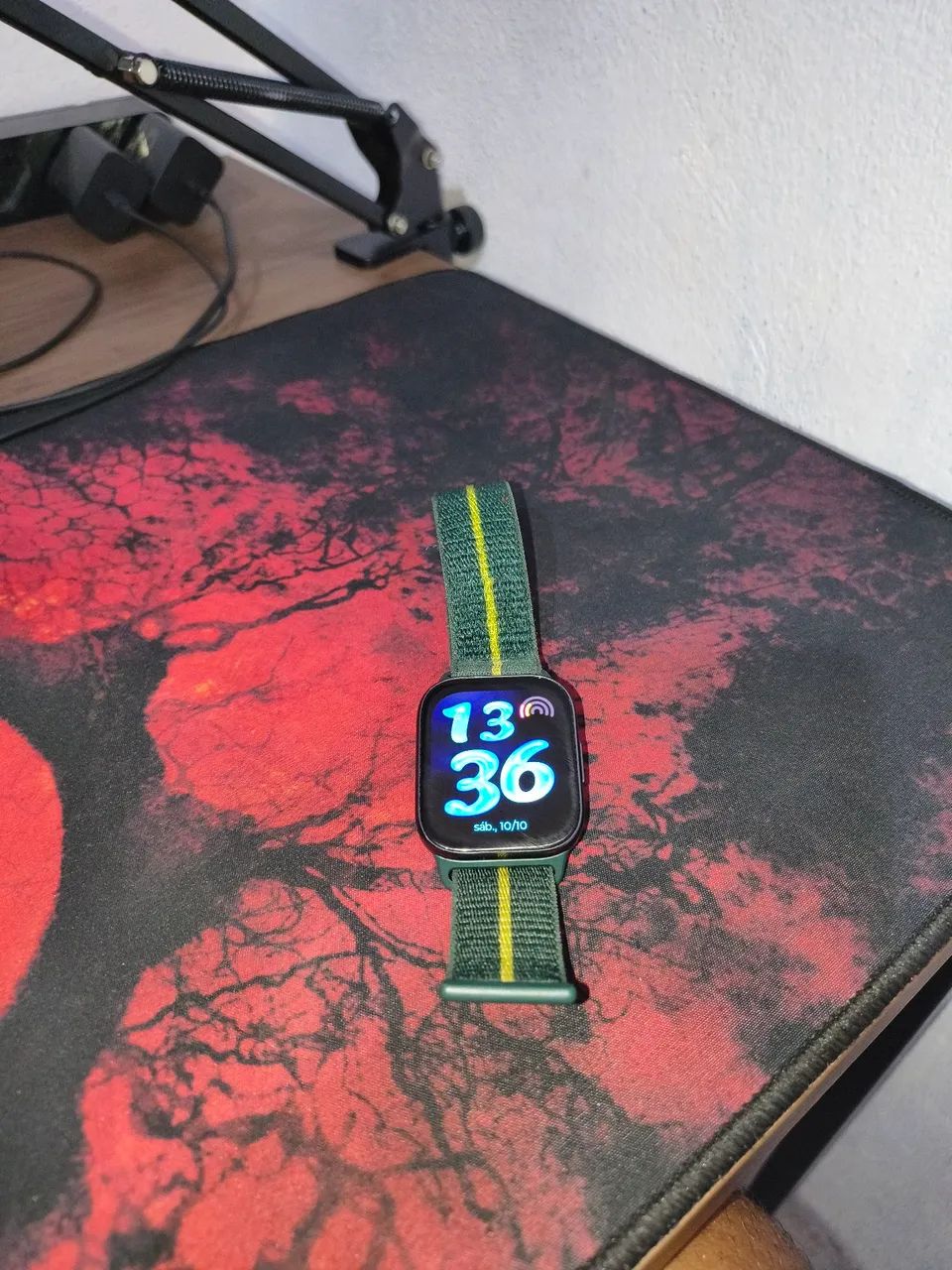 Moto Watch Fit