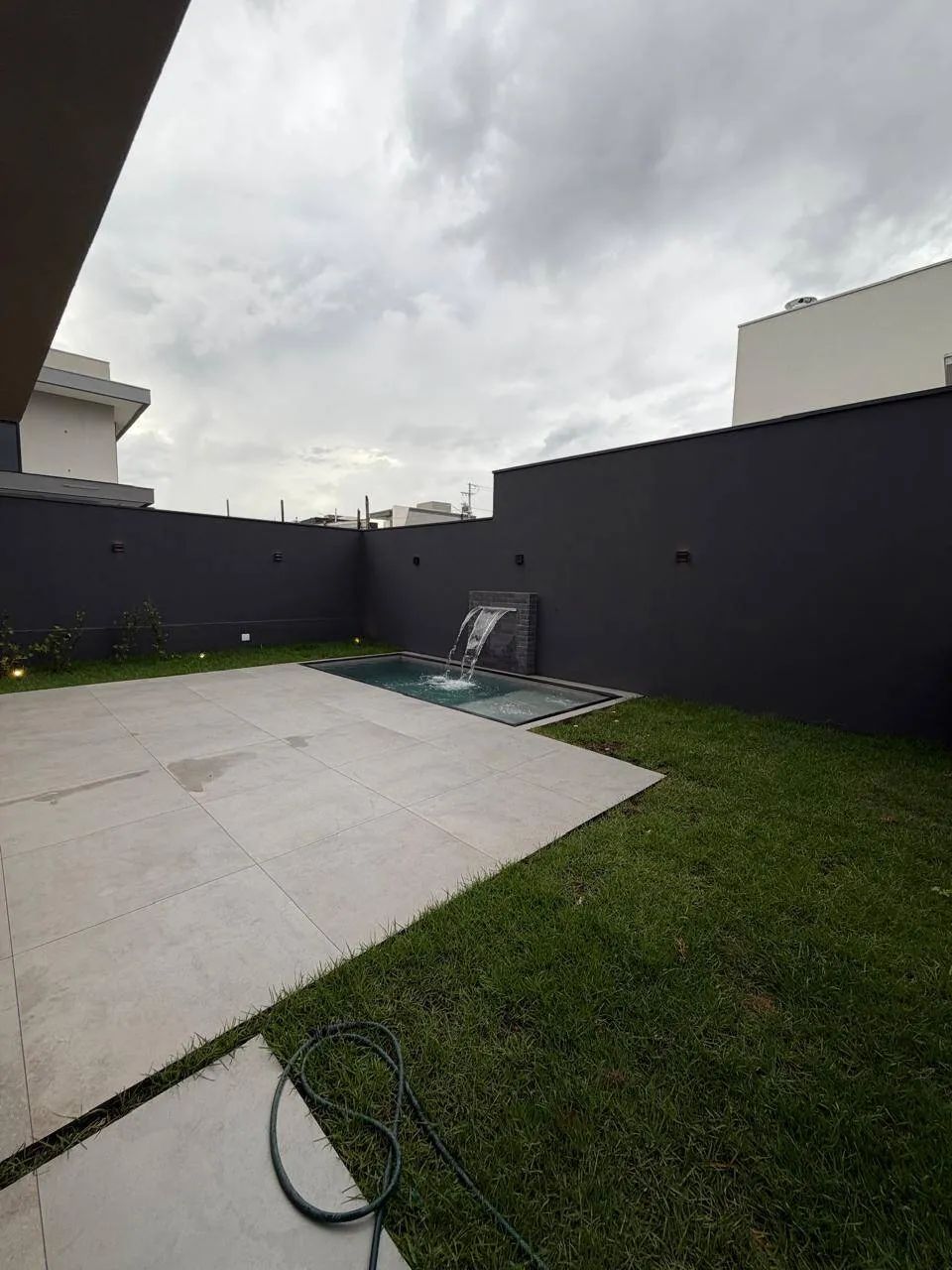 Sobrado com 3 Suites no Condominio Brisas Horizontal - Foto 2