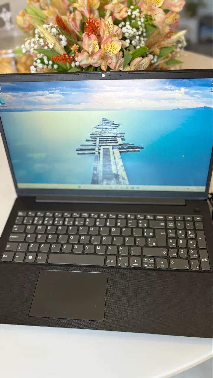 Notebook Lenovo v15 g2