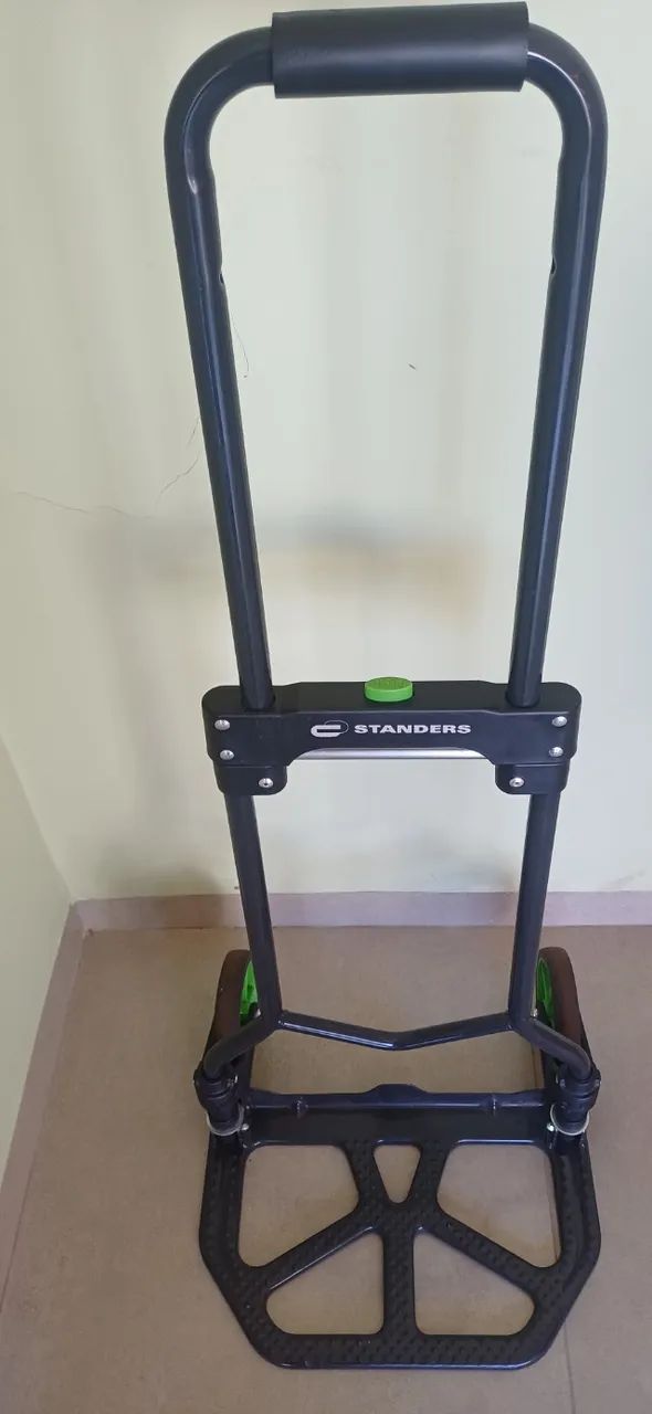 Carrinho de carga suporta até 120kg