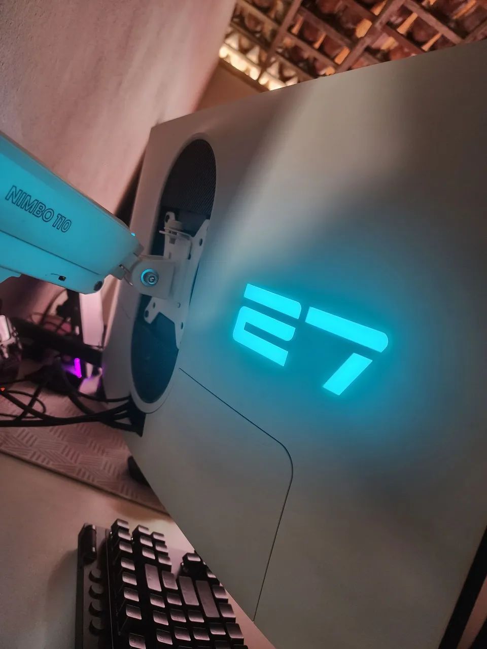 Monitor Alienware QHD 280hz AW2723DF - Foto 4