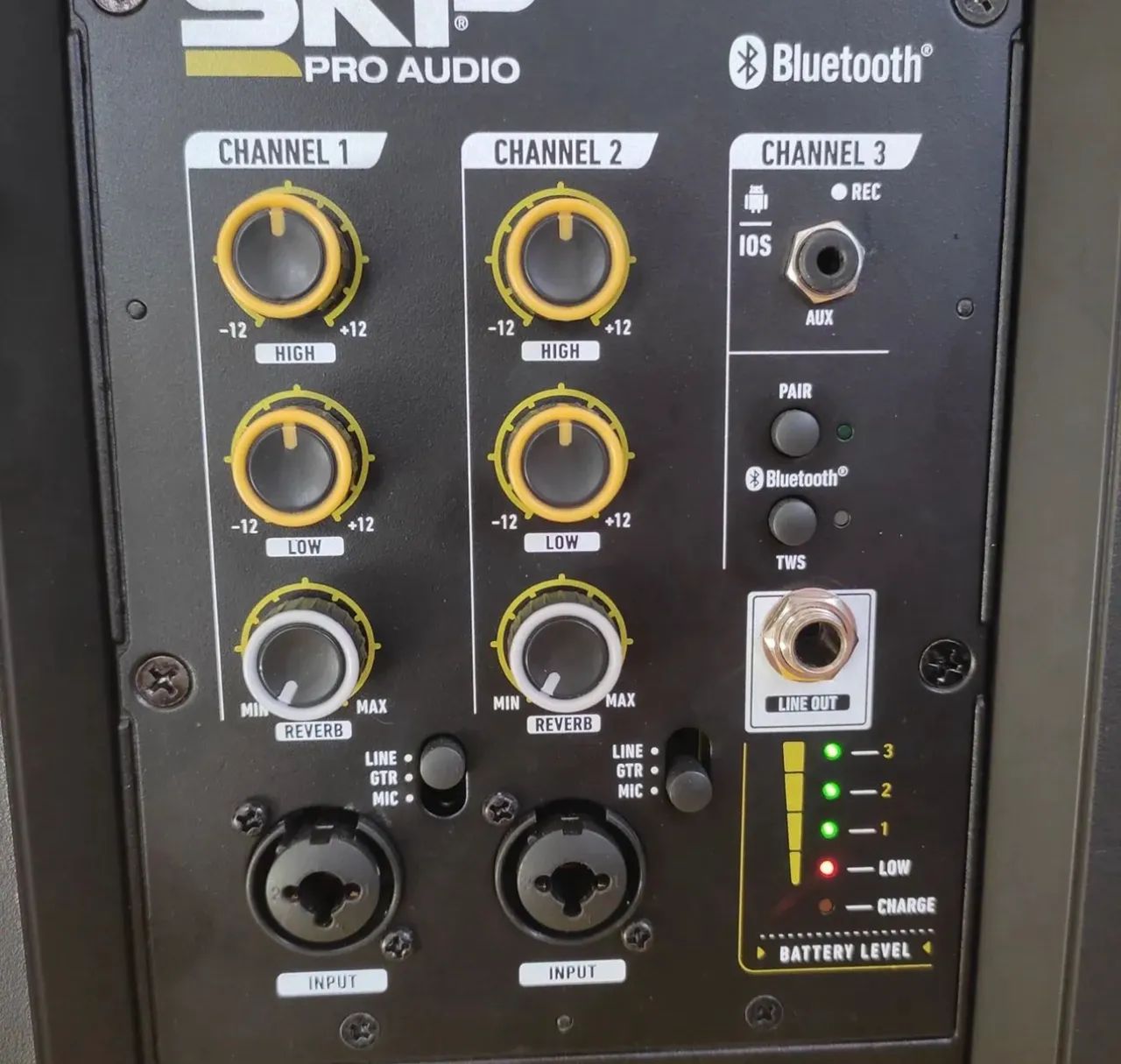 Caixa ativa com bateria q1 pro