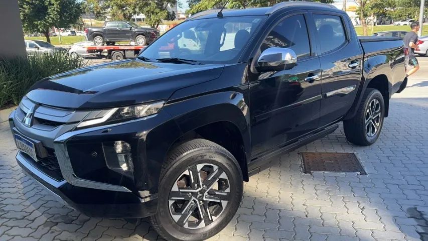 Mitsubishi L200 2024