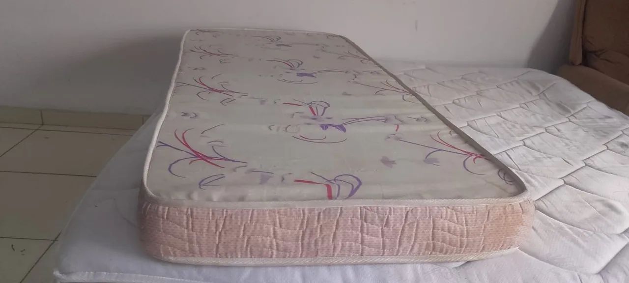 Colchão Solteiro Espuma Usado Higienizado (ENTREGA GRÁTIS) - Foto 3