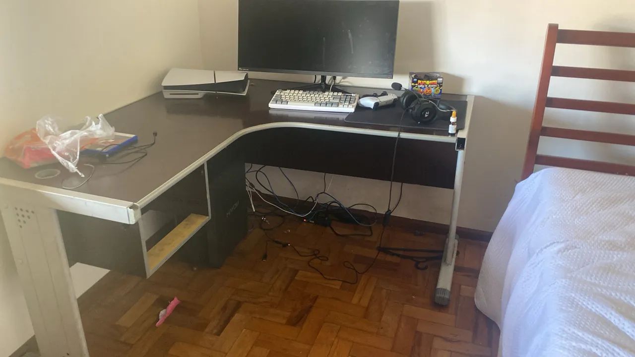 Office Desk