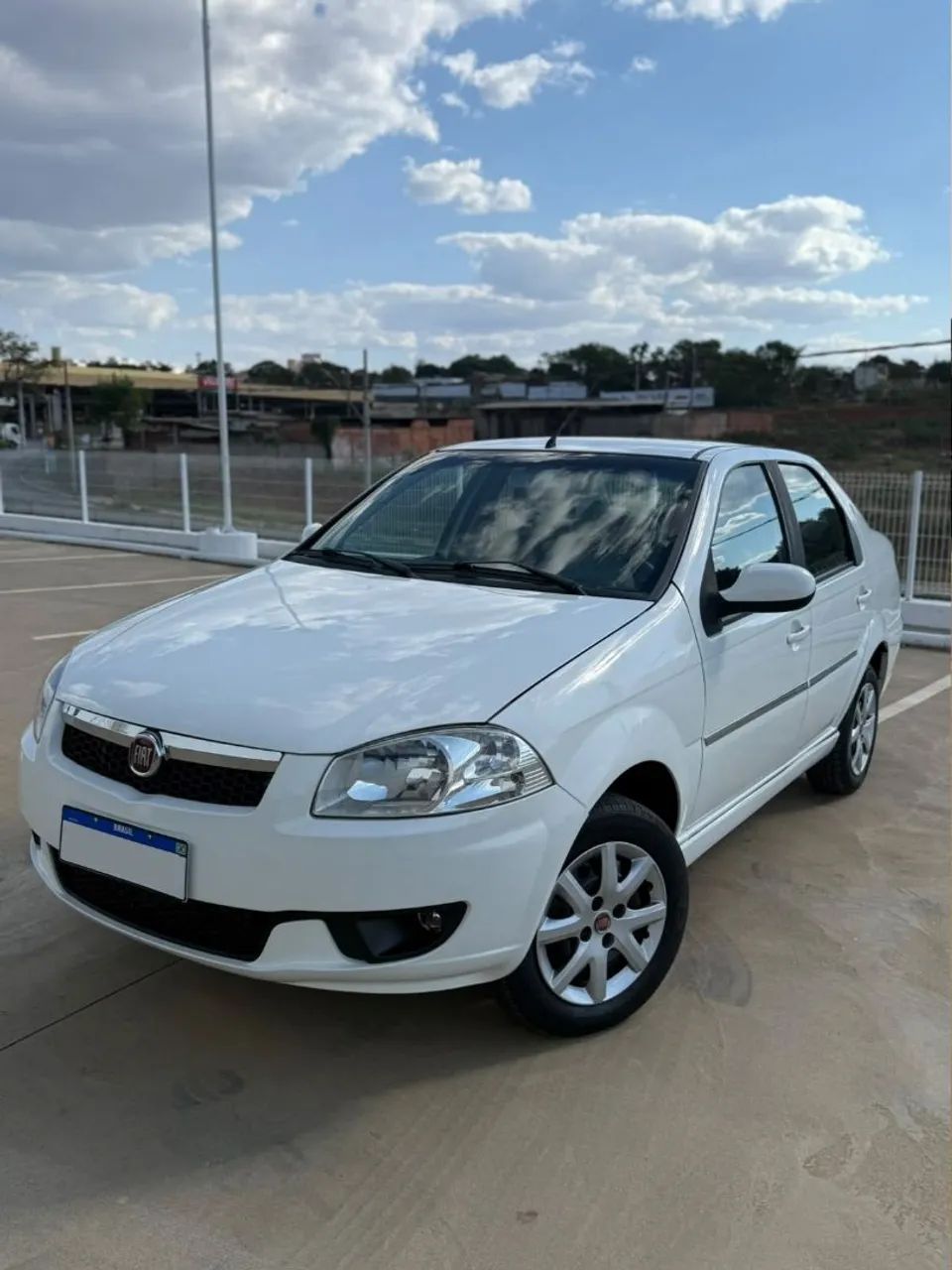 Fiat Siena 1.0 8V 2015