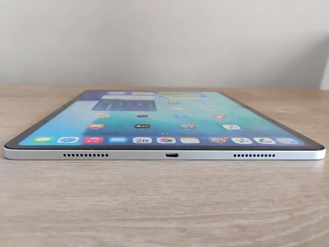 iPad pro 12.9" 5 Geração - Wi-fi - SEMINOVO - APENAS 39 CICLOS DE CARREGAMENTO - Foto 6