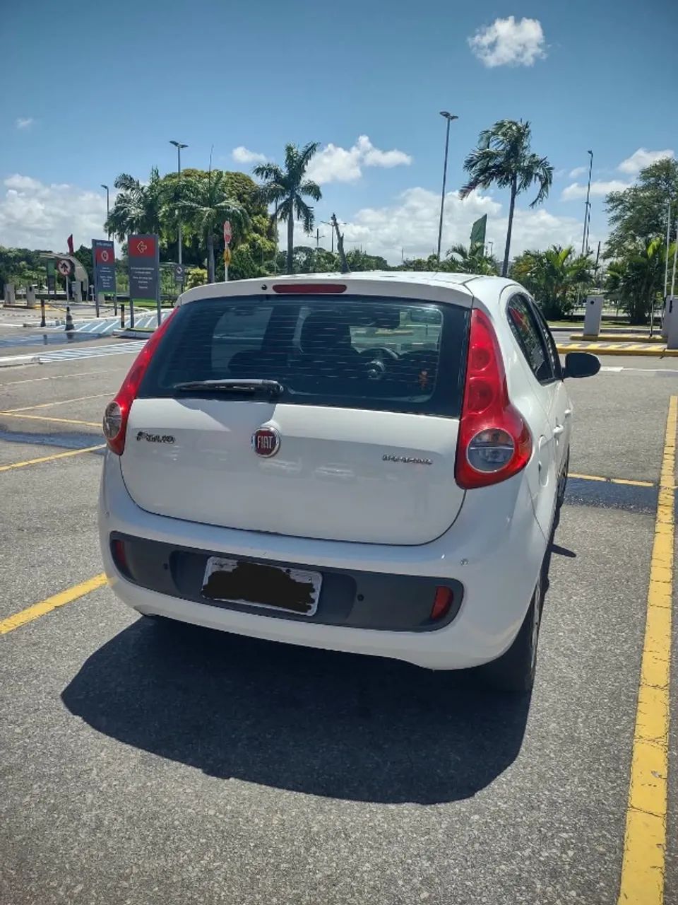 Fiat Palio Attractive 1.0 EVO Fire Flex 8V 5P 2016 - Foto 4