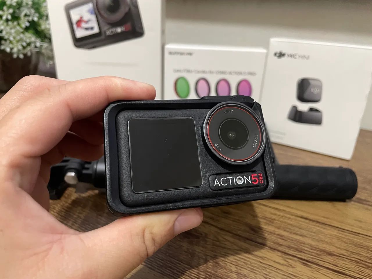 DJI Osmo Action 5 Pro Adventure Combo + DJI Mic Mini + Filtros ND Sunnylife - Foto 3
