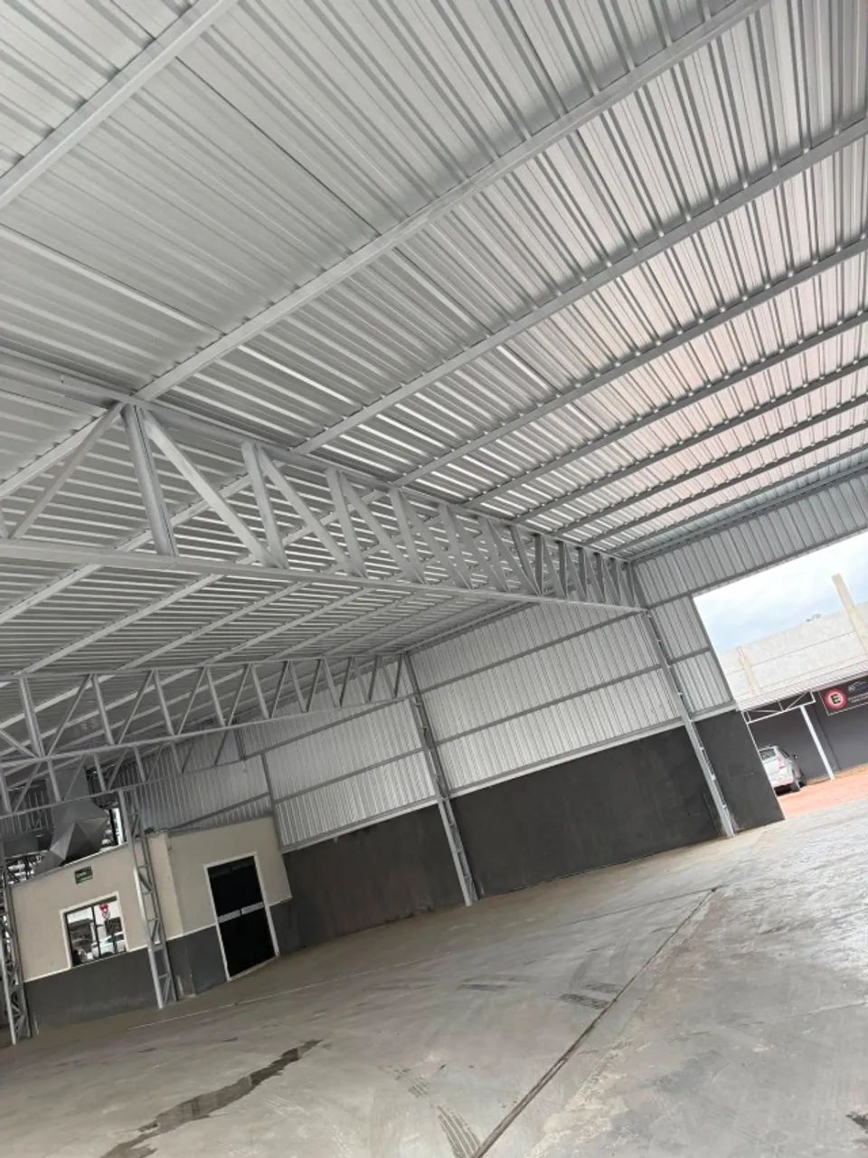 Cobertura + ponto comercial localizado no centro - Foto 2