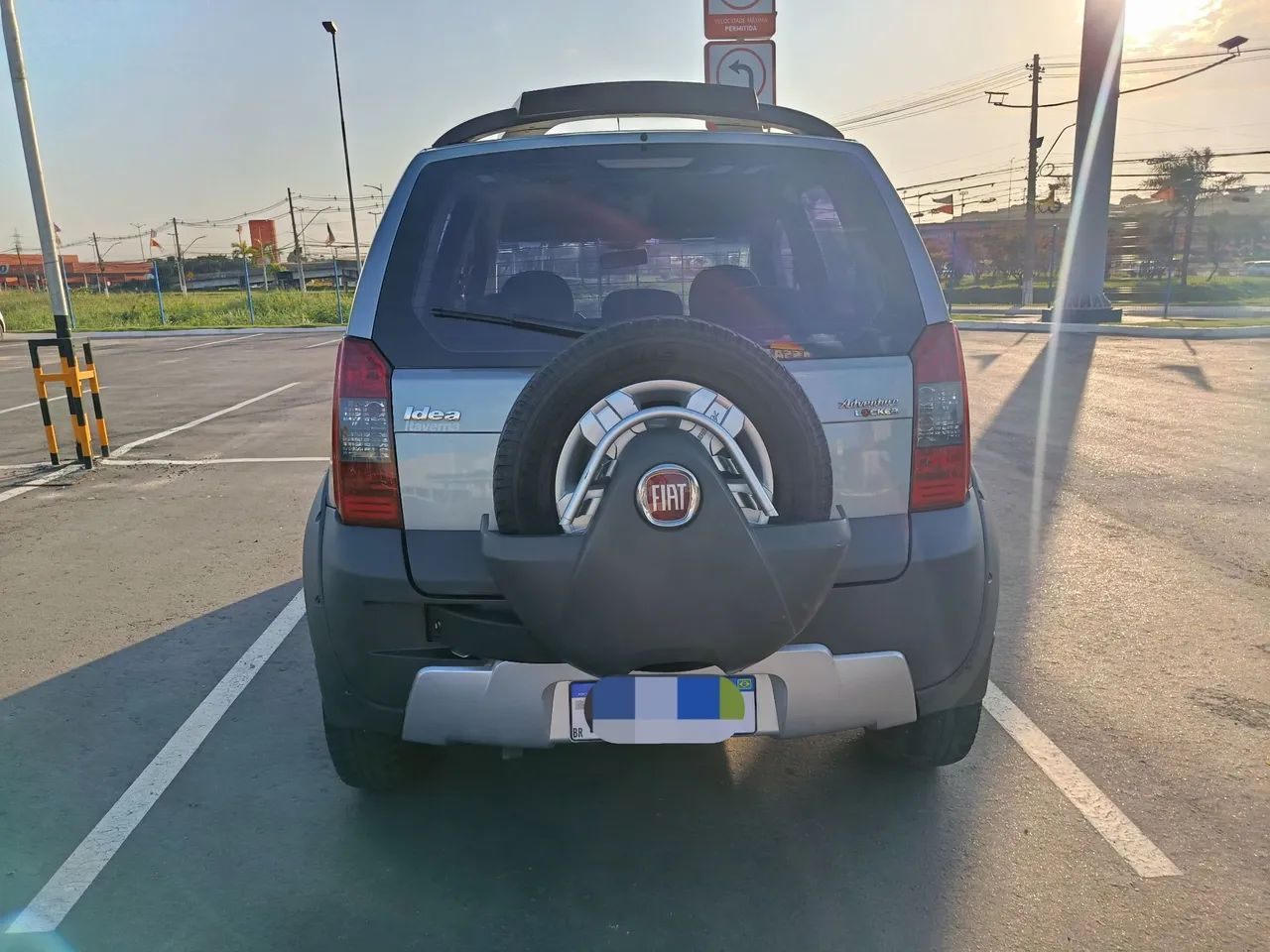 Fiat Idea Adv./ Adv.lock.dualogic 1.8 Flex 5P 2010 - Foto 4