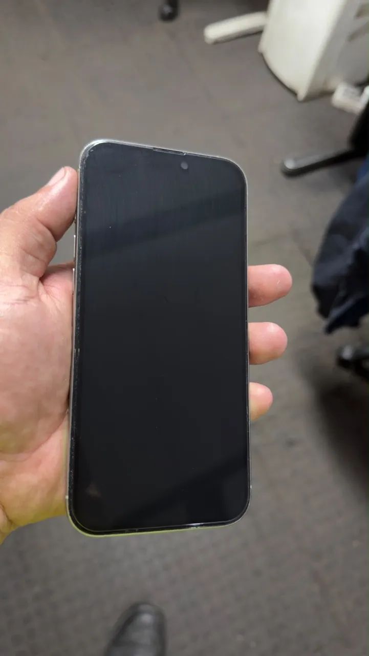 iPhone 16 pro max  - Foto 2