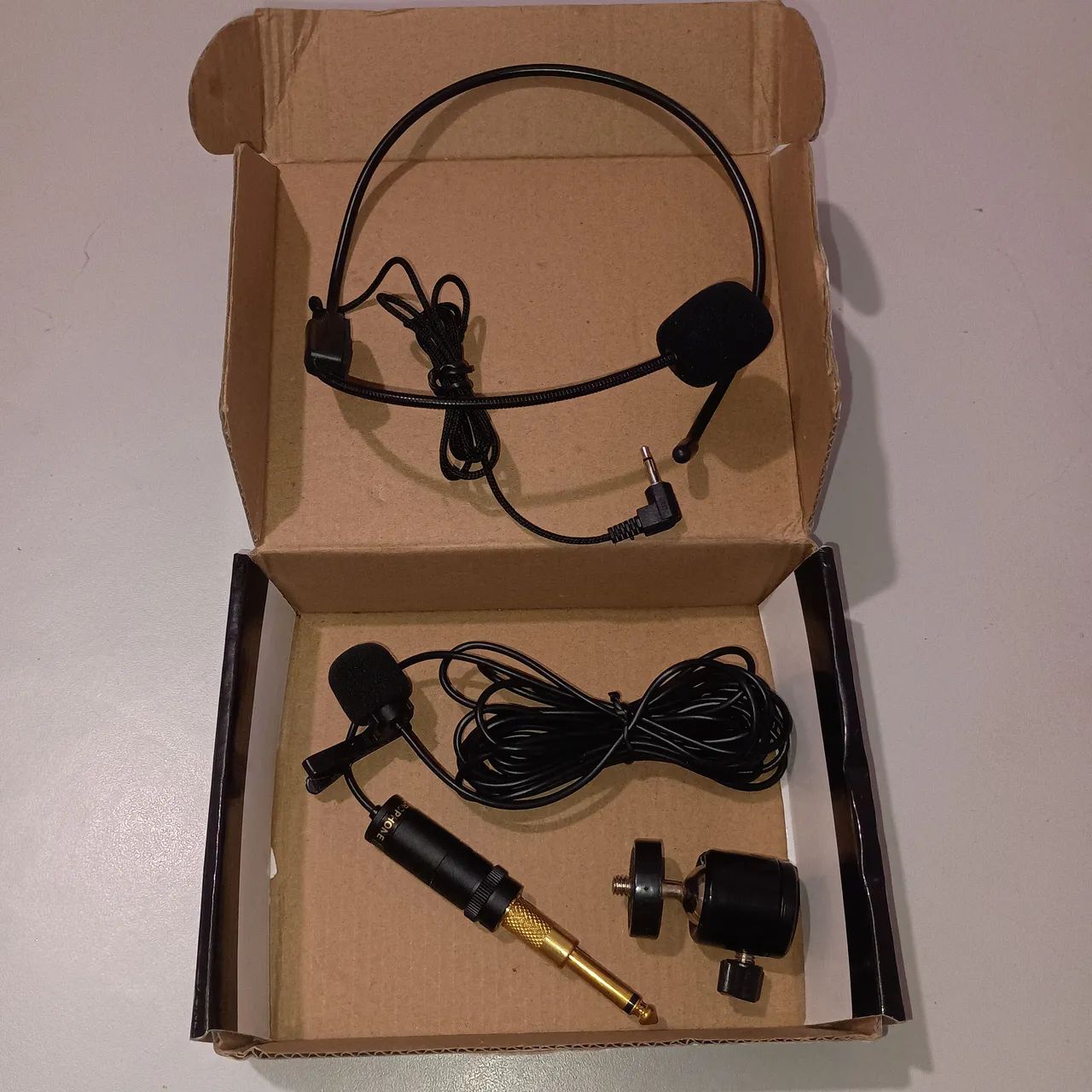 Kit Microfone de Lapela + Microofone de Cabeça (Headset) com Acessórios - Pouco Uso