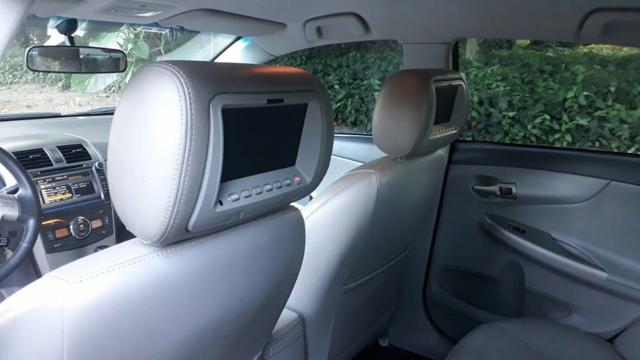 Toyota Corolla XEI-1.8 Flex com GNV 5aGeração com central Multimídia.Muito novo! - Foto 12