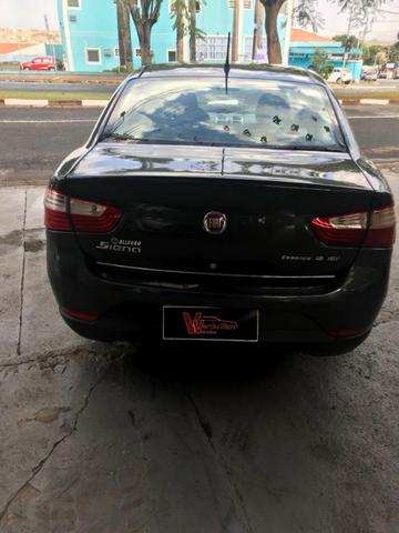 Fiat Siena Essence 1.6 2014 - Foto 6