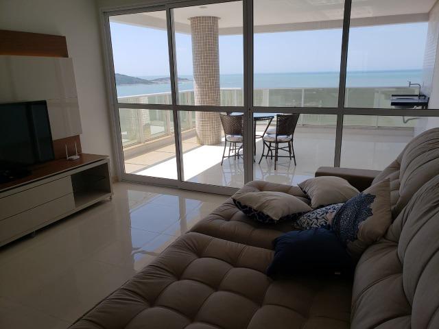 Apto de luxo, 3 suítes, 2 vagas de garagem de frente à praia - Foto 10