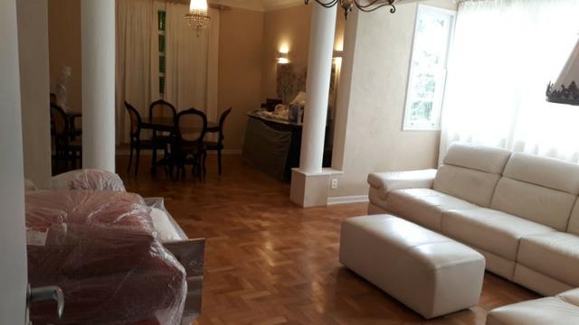 Apartamento com 2 quartos, mais 1 escritório , com vaga - Centro Histórico -Petrópolis