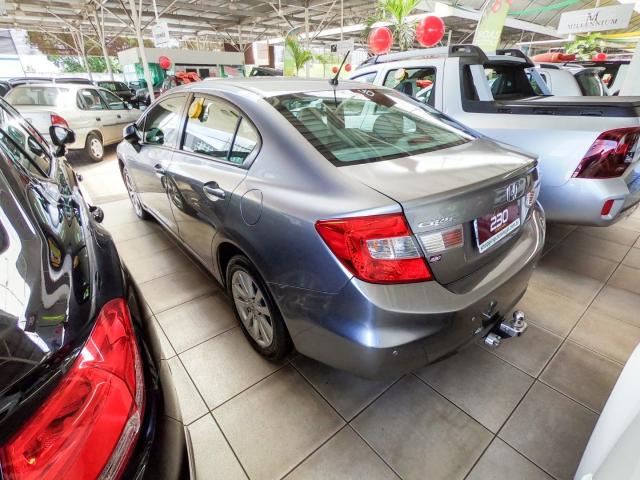 CIVIC 2014/2014 1.8 LXS 16V FLEX 4P AUTOMÁTICO - Foto 4