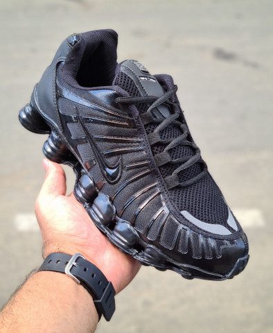 nike shox refletivo