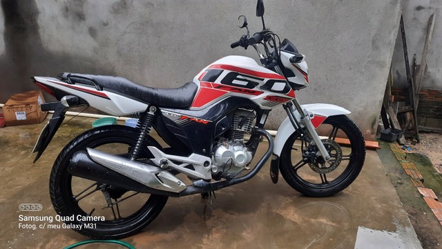 VENDO ESSA FAN 160 2018 APENAS 11MIL