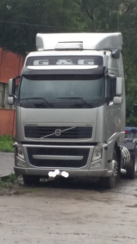 VOLVO FH GLOBETROTTER ANO 2011/2011 440 CV