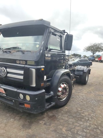 VW TITAN 18-310 2005