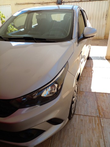 VENDO UM FIAT ARGO DRIVE 1.0 2018/2019