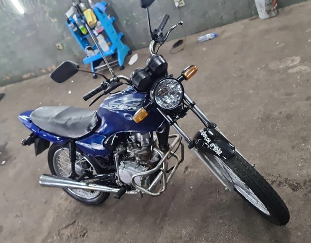 TITAN CG 125
