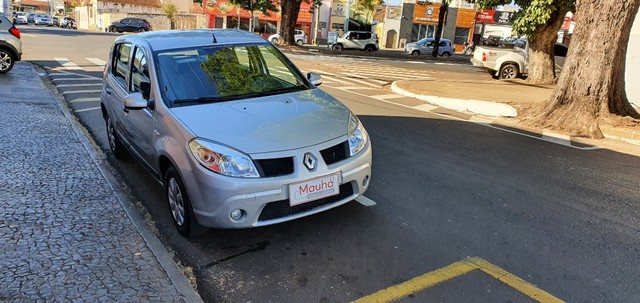 RENAULT/SENDERO EXPRESSION 1.0 2011