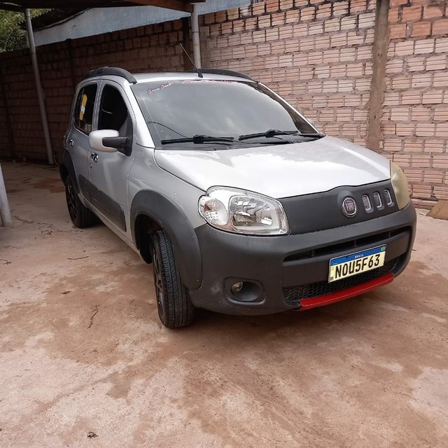 VENDO FIAT UNO WAY. 1.0