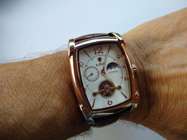 Relógio Automático novo  Lige 