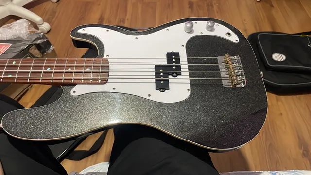 Baixo Aslan Precision bass - estado novo - Foto 4