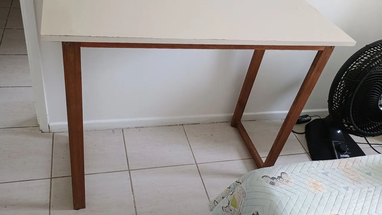 Escrivaninha  - Foto 2