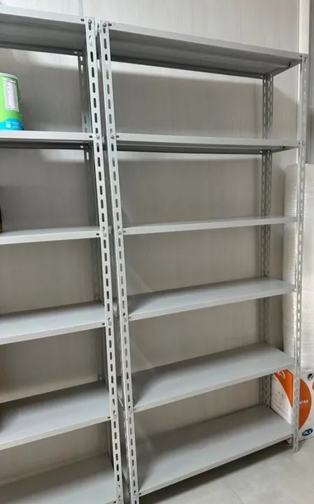 Prateleiras reforçadas